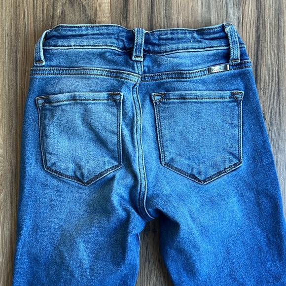 KanCan mid rise fringe ankle Jean - Picture 6 of 6